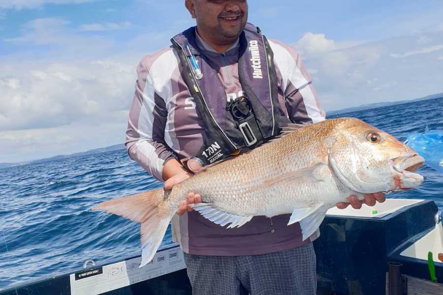 Pradeep Magan-Morar caught this 74.5cm Snapper at Auckland during The Export NZ Fishing Competition