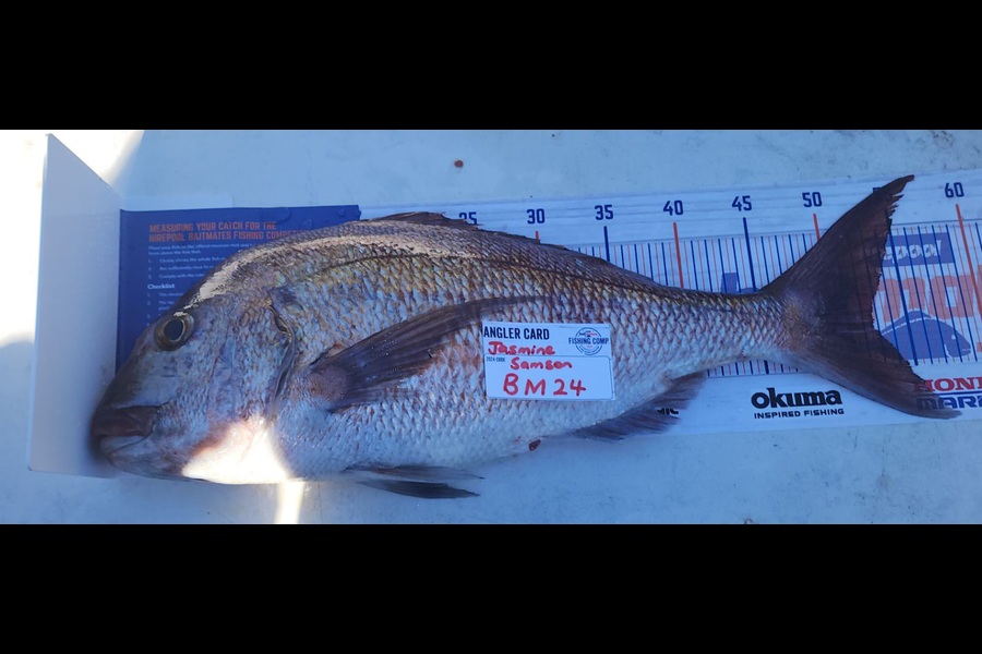 Jasmine Samson caught this 52.5cm Snapper at Northland during The Export NZ Fishing Competition